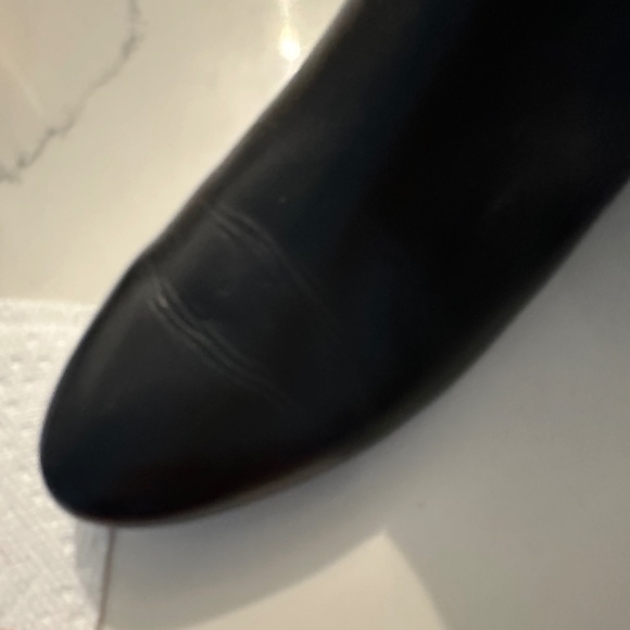 FLAT ROUNDED TOE ANKLE BOOTS - Picture 3 of 4